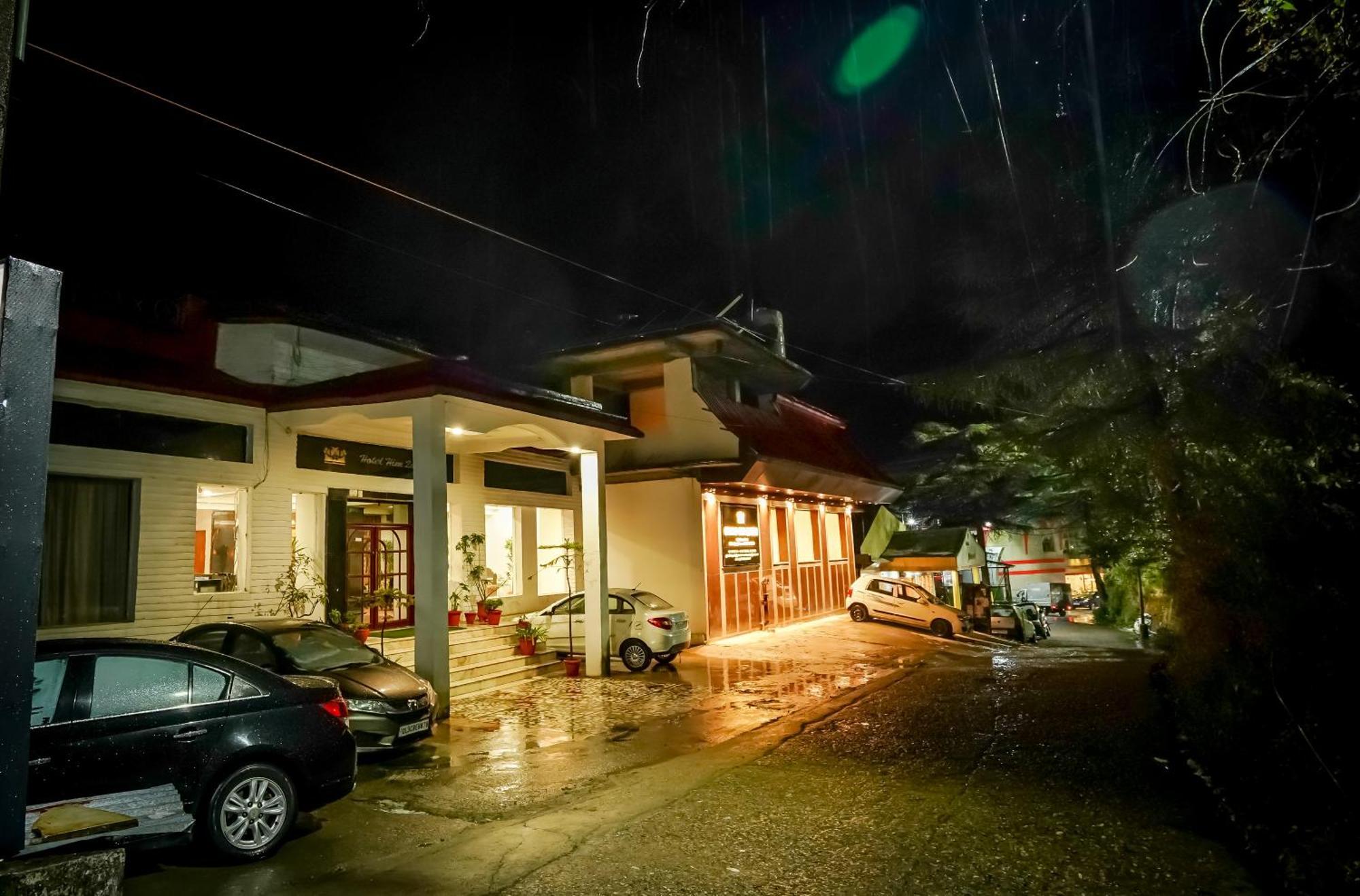 Grand Him Queen Ac Centralized Dharamshala Exterior foto